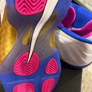 NIKE FOAMPOSITE “FUCHSIA BLAST”